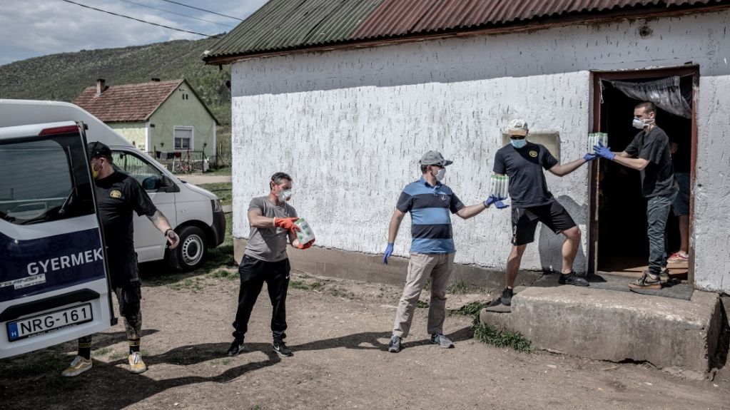 A vírus talán még nem, de az éhezés már beköszöntött a falu szélére — képriport a Cserehátból